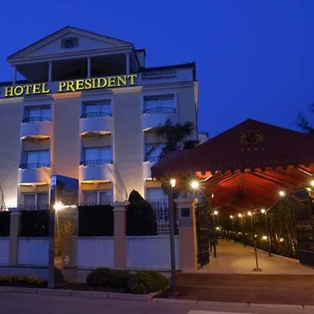 President מלון 4*