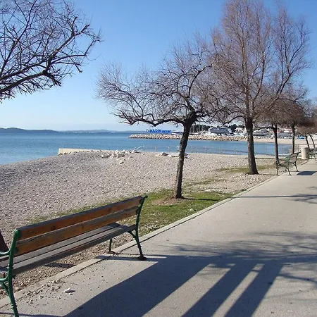 President Ζαντάρ