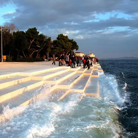 Ξενοδοχείο President