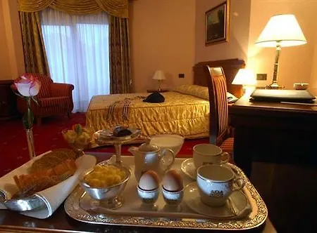 President Ξενοδοχείο Ζαντάρ